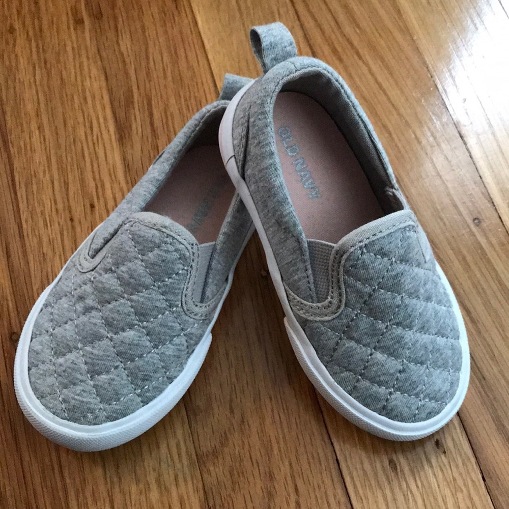Old Navy quilted slip-on shoe